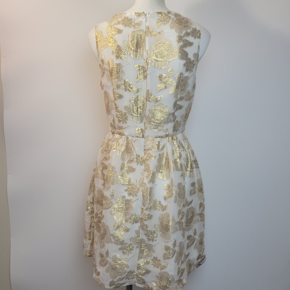 Metallic gold dress - Picture 6 of 11